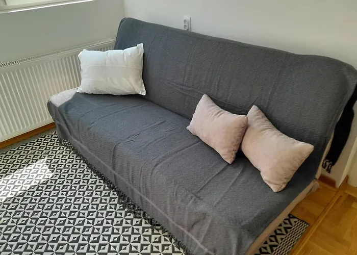 Blue Danube 2 Free Public Parking * نوفي ساد